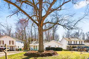 5620 Running Wood Ln, Charlotte, NC 28215 - Photo 4