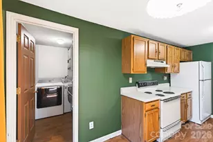 5620 Running Wood Ln, Charlotte, NC 28215 - Photo 20