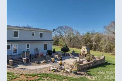 152 N Quail Run, Forest City, NC 28043 - Photo 6