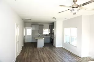 1022 W C St, Kannapolis, NC 28081 - Photo 4