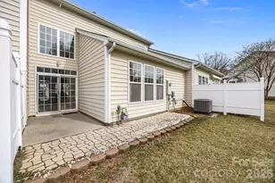 8649 Brookings Dr, Charlotte, NC 28269 - Photo 34