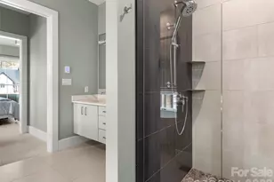 206 Kelmscott Ln, Asheville, NC 28803 - Photo 30