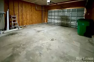 9224 Aloysia Ln, Charlotte, NC 28269 - Photo 26