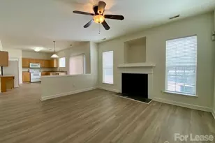 9224 Aloysia Ln, Charlotte, NC 28269 - Photo 10