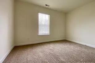 9224 Aloysia Ln, Charlotte, NC 28269 - Photo 20