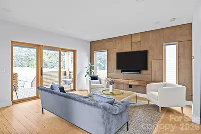 2553 Elkwood Circle, Charlotte, NC 28205 - Photo 14