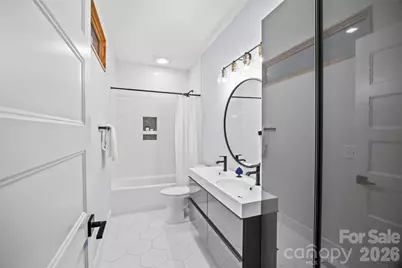 2553 Elkwood Circle, Charlotte, NC 28205 - Photo 32