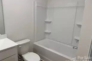 8112 Hidden Spgs Trl, Charlotte, NC 28216 - Photo 22