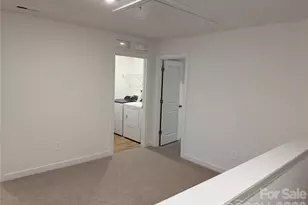 8112 Hidden Spgs Trl, Charlotte, NC 28216 - Photo 4