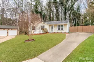 7829 Cloughy Cir, Charlotte, NC 28212 - Photo 2