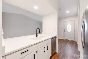 7829 Cloughy Cir, Charlotte, NC 28212 - Photo 12