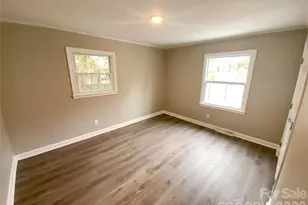 2122 Kilborne Dr, Charlotte, NC 28205 - Photo 14