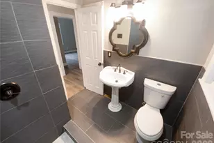 2122 Kilborne Dr, Charlotte, NC 28205 - Photo 16