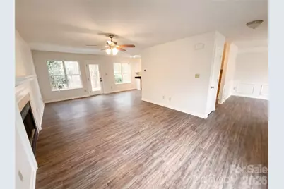 5719 Rocbridge Lane, Charlotte, NC 28208 - Photo 6