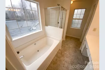 5719 Rocbridge Lane, Charlotte, NC 28208 - Photo 20