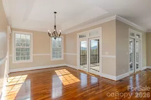 16 Winterberry Dr, Hendersonville, NC 28739 - Photo 8