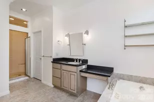 16 Winterberry Dr, Hendersonville, NC 28739 - Photo 24