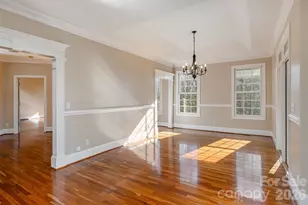 16 Winterberry Dr, Hendersonville, NC 28739 - Photo 12