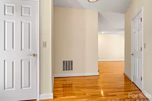 21 Holiday Dr, Arden, NC 28704 - Photo 8