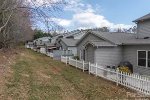 21 Holiday Dr, Arden, NC 28704 - Photo 38