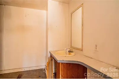 682 Grant Drive, Roanoke Rapids, NC 27870 - Photo 24