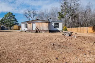 682 Grant Dr, Roanoke Rapids, NC 27870 - Photo 2