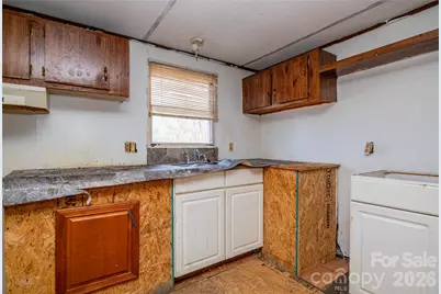 682 Grant Drive, Roanoke Rapids, NC 27870 - Photo 10