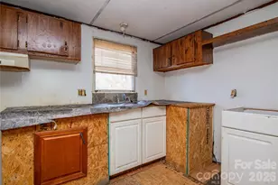 682 Grant Dr, Roanoke Rapids, NC 27870 - Photo 10