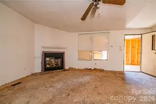 682 Grant Dr, Roanoke Rapids, NC 27870 - Photo 10