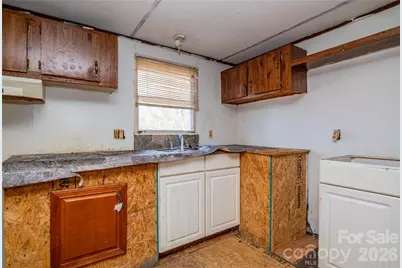 682 Grant Drive, Roanoke Rapids, NC 27870 - Photo 14