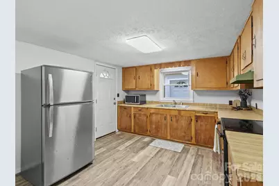 16180 US Hwy 19W Highway, Green Mountain, NC 28740 - Photo 12