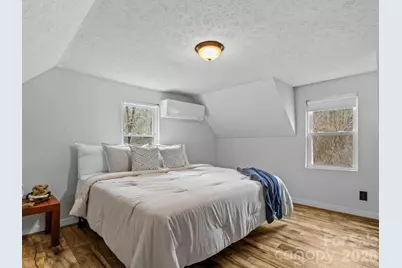 16180 US Hwy 19W Highway, Green Mountain, NC 28740 - Photo 18