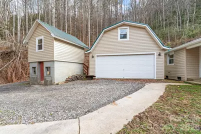 16180 US Hwy 19W Highway, Green Mountain, NC 28740 - Photo 26