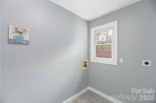 85 Dawn Ln, Canton, NC 28716 - Photo 16