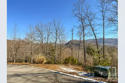 000 Silverglen Way #33, Hendersonville, NC 28792 - Photo 6