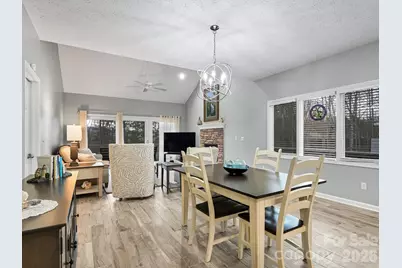 2208 E Cumming Woods Lane, Hendersonville, NC 28739 - Photo 4