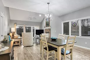 2208 E Cumming Woods Ln, Hendersonville, NC 28739 - Photo 4