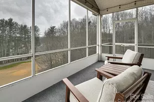 2208 E Cumming Woods Ln, Hendersonville, NC 28739 - Photo 10