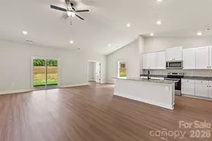 3618 Narrow Ln, Charlotte, NC 28215 - Photo 4