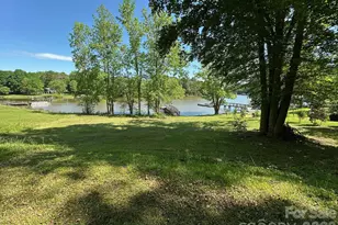 6718 Emerald Isle Dr, Sherrills Ford, NC 28673 - Photo 1