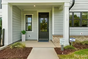 430 Nash St, Fort Mill, SC 29715 - Photo 2