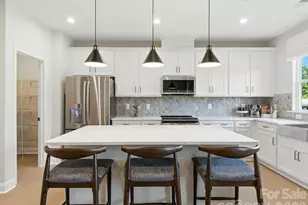 430 Nash St, Fort Mill, SC 29715 - Photo 8