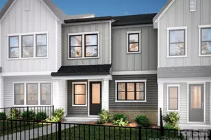 430 Nash St, Fort Mill, SC 29715 - Photo 1