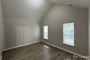 1839 Olsen Ln, Charlotte, NC 28213 - Photo 8