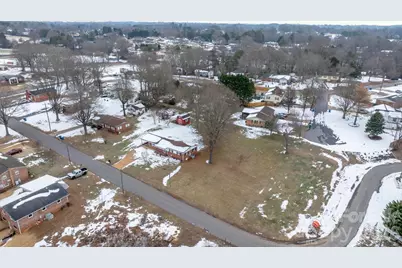 1802 33rd Street NE, Hickory, NC 28601 - Photo 18