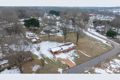 1802 33rd Street NE, Hickory, NC 28601 - Photo 18