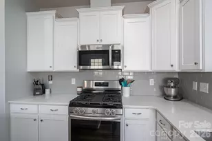 4630 Maiden Crk Wy, Maiden, NC 28650 - Photo 8