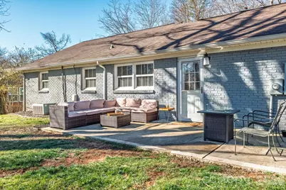 10305 Starwood Drive, Charlotte, NC 28215 - Photo 16