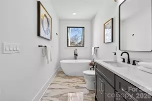 16311 Riverpointe Dr, Charlotte, NC 28278 - Photo 22