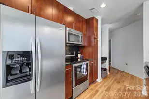 210 N Church St, Charlotte, NC 28202 - Photo 12